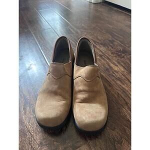 Cabela's Womens Clogs Size 9.5 Tan Rocker Bottom Arch Support Comfort